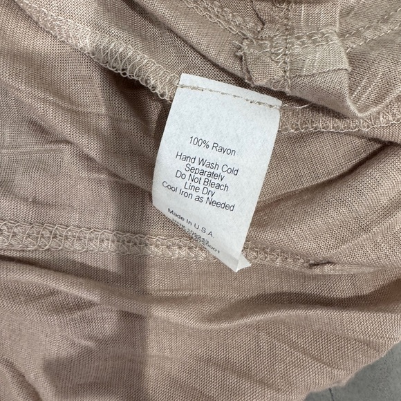 H.I.P Beige Lightweight Sleeveless Cardigan (S) - Picture 7 of 7